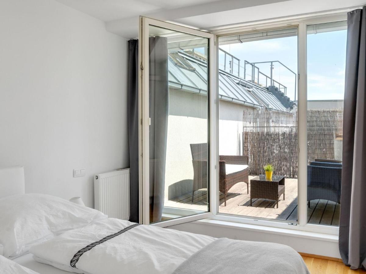 Apartment Elegant In With Patio Vienna